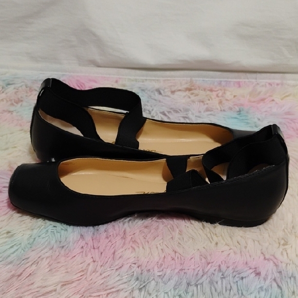 NWOT Jessica Simpson Madeleigh Ballet Black Flats W Classic Design #46 CRATE - Picture 8 of 10